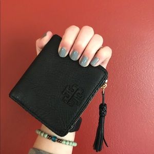 Gorgeous, like-new Tory Burch wallet